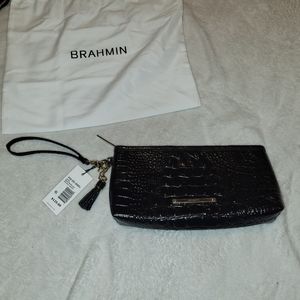 NWT Brahmin Kayla Clutch/Wristlet Melbourne Black